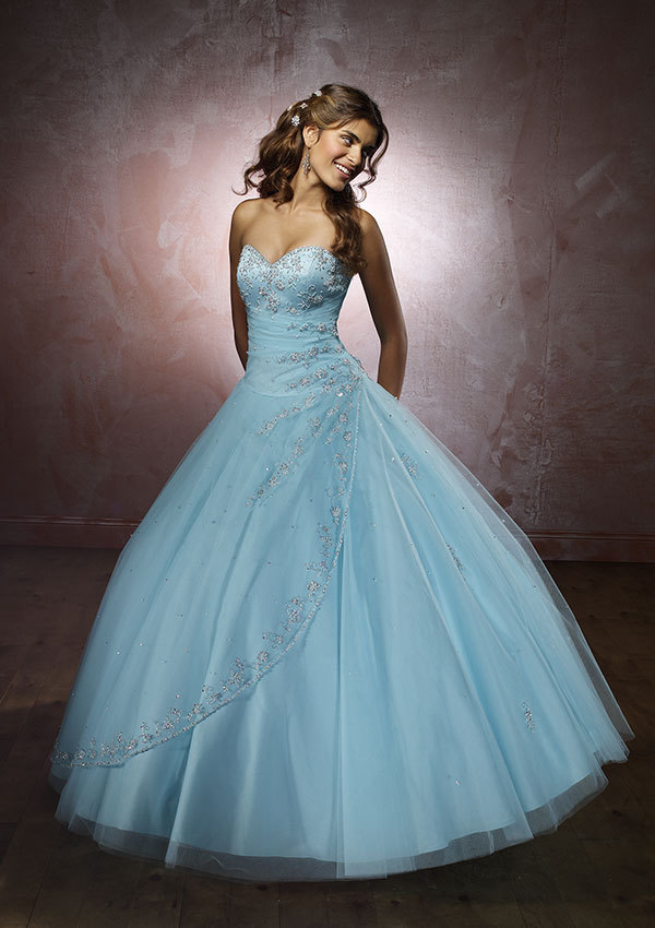 baby blue prom dresses